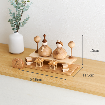 雅 - 台座付き人形 -